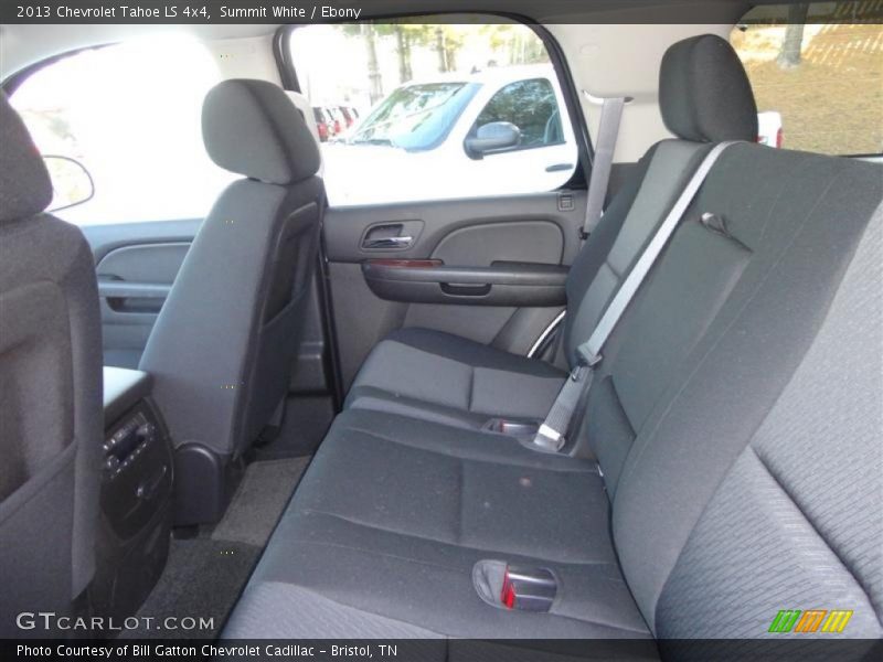 Summit White / Ebony 2013 Chevrolet Tahoe LS 4x4