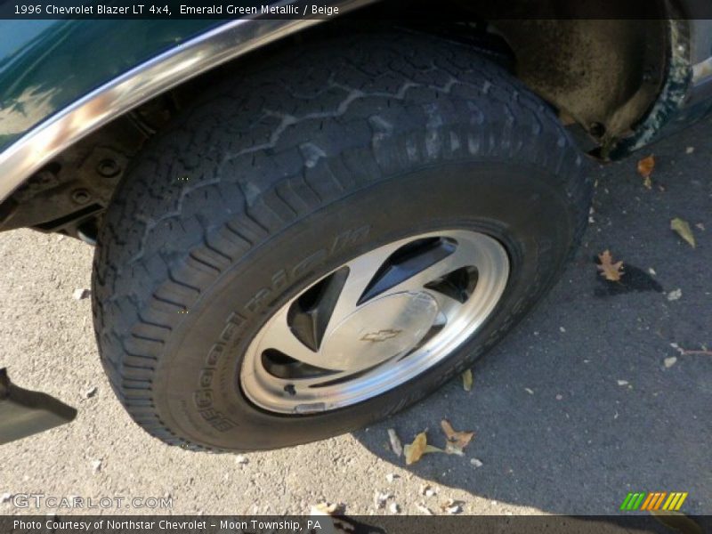 Emerald Green Metallic / Beige 1996 Chevrolet Blazer LT 4x4