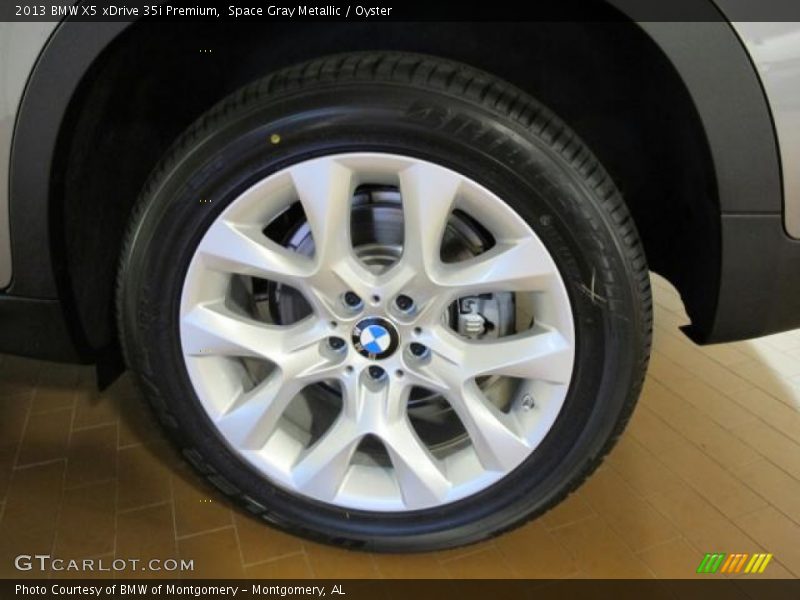 Space Gray Metallic / Oyster 2013 BMW X5 xDrive 35i Premium