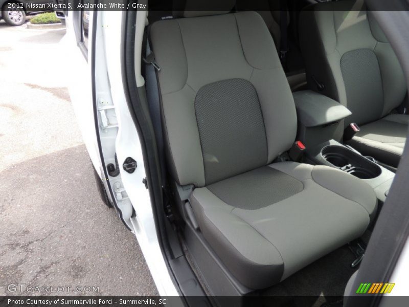 Avalanche White / Gray 2012 Nissan Xterra S