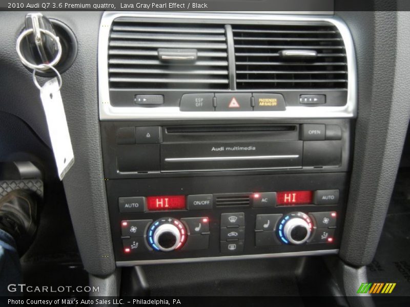 Lava Gray Pearl Effect / Black 2010 Audi Q7 3.6 Premium quattro