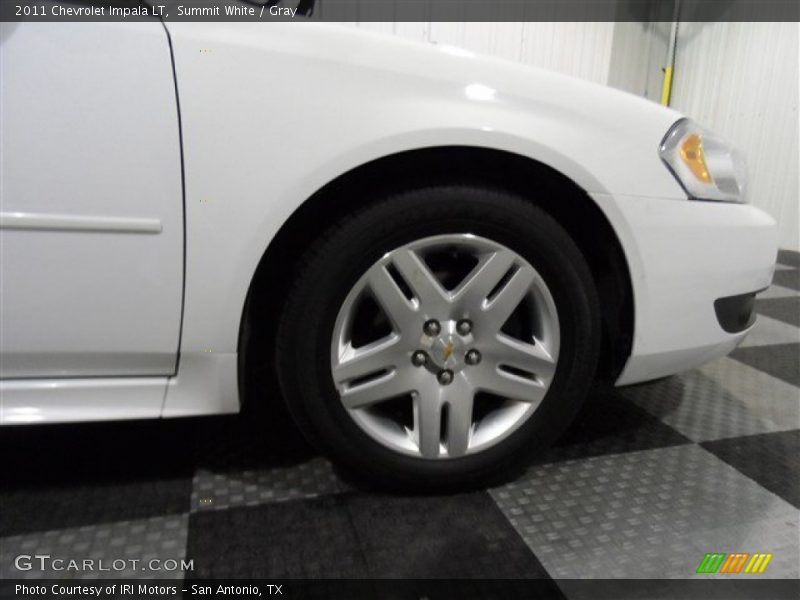 Summit White / Gray 2011 Chevrolet Impala LT