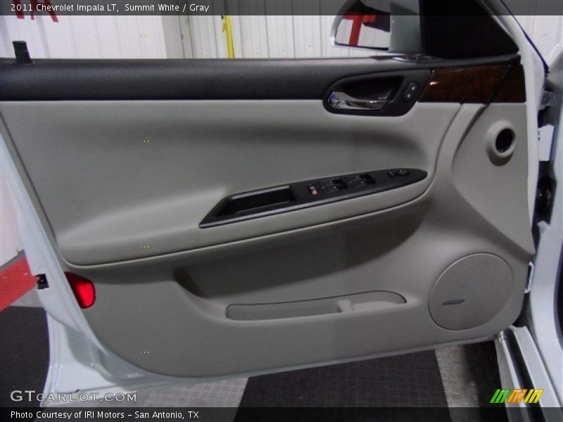 Summit White / Gray 2011 Chevrolet Impala LT