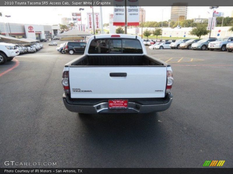 Super White / Graphite 2010 Toyota Tacoma SR5 Access Cab