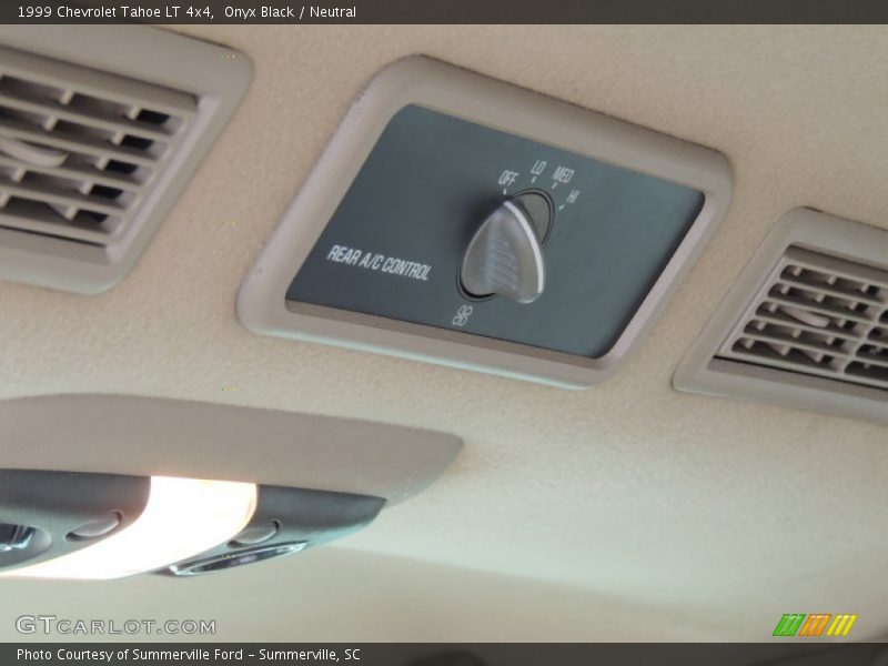 Controls of 1999 Tahoe LT 4x4