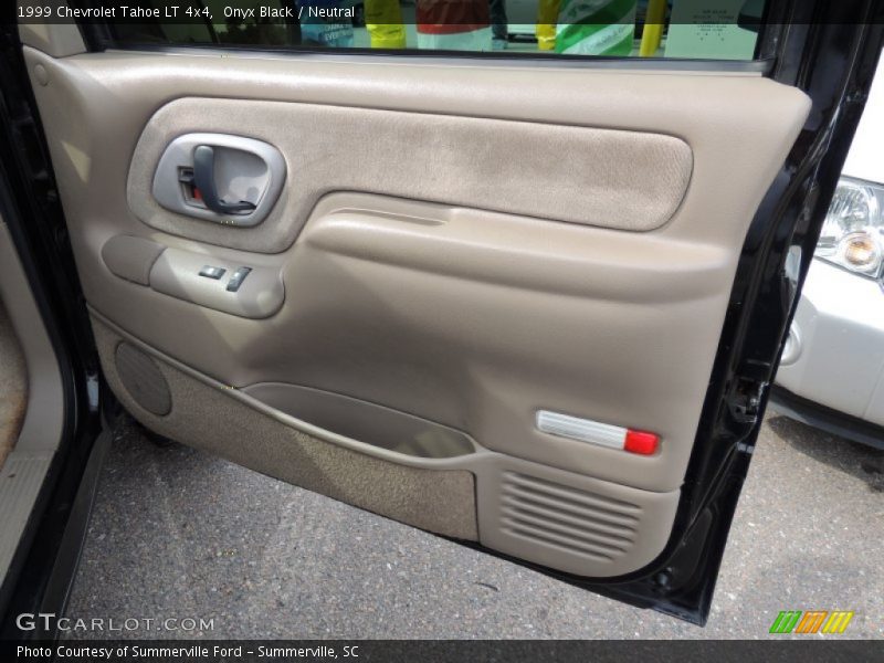 Door Panel of 1999 Tahoe LT 4x4
