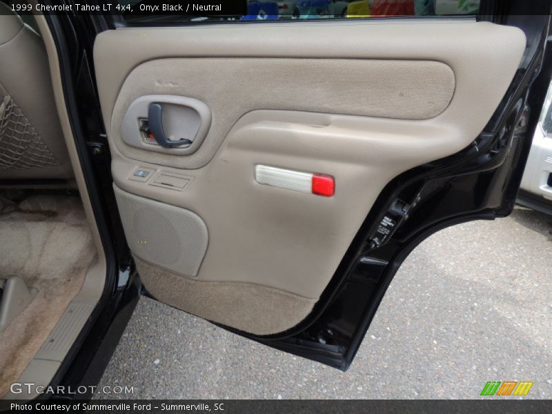Door Panel of 1999 Tahoe LT 4x4