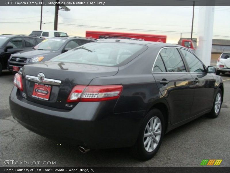 Magnetic Gray Metallic / Ash Gray 2010 Toyota Camry XLE