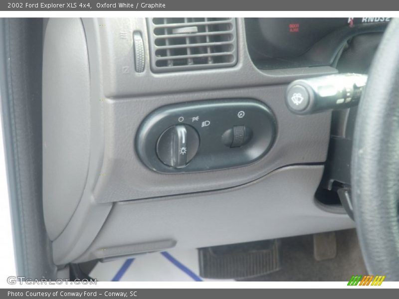 Oxford White / Graphite 2002 Ford Explorer XLS 4x4