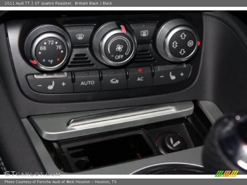 Controls of 2011 TT 2.0T quattro Roadster