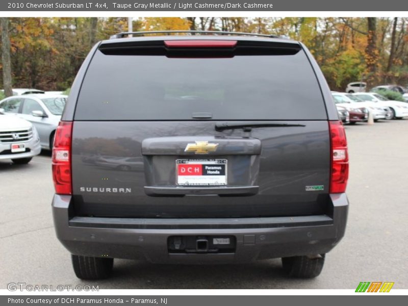 Taupe Gray Metallic / Light Cashmere/Dark Cashmere 2010 Chevrolet Suburban LT 4x4