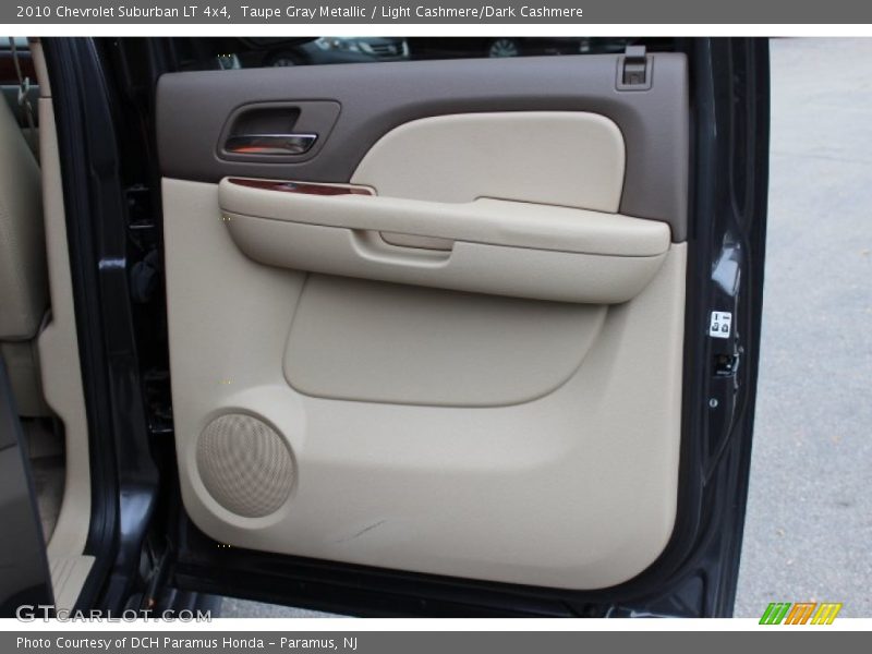 Taupe Gray Metallic / Light Cashmere/Dark Cashmere 2010 Chevrolet Suburban LT 4x4