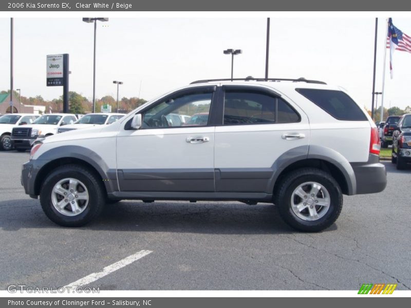 Clear White / Beige 2006 Kia Sorento EX