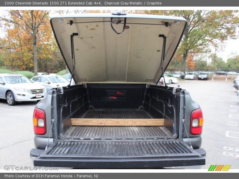 Charcoal Gray Metallic / Graphite 2000 Chevrolet Silverado 1500 Z71 Extended Cab 4x4