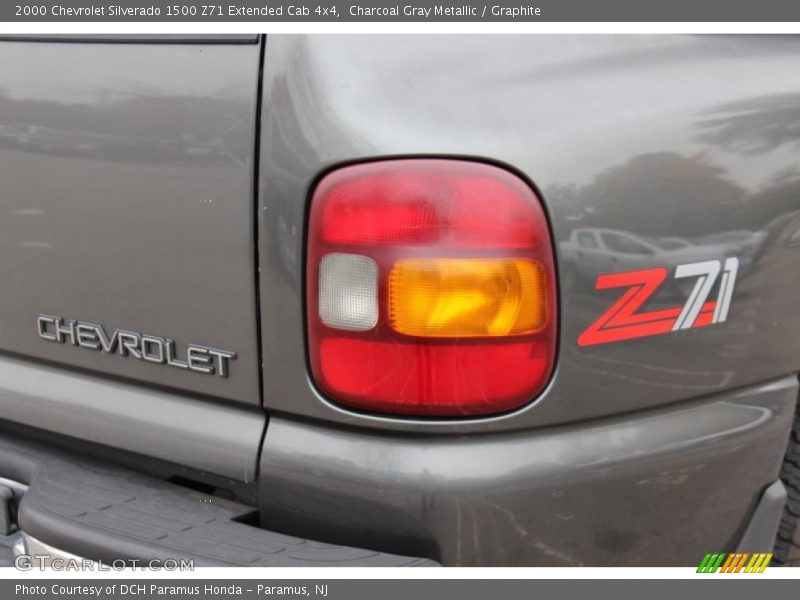 Charcoal Gray Metallic / Graphite 2000 Chevrolet Silverado 1500 Z71 Extended Cab 4x4