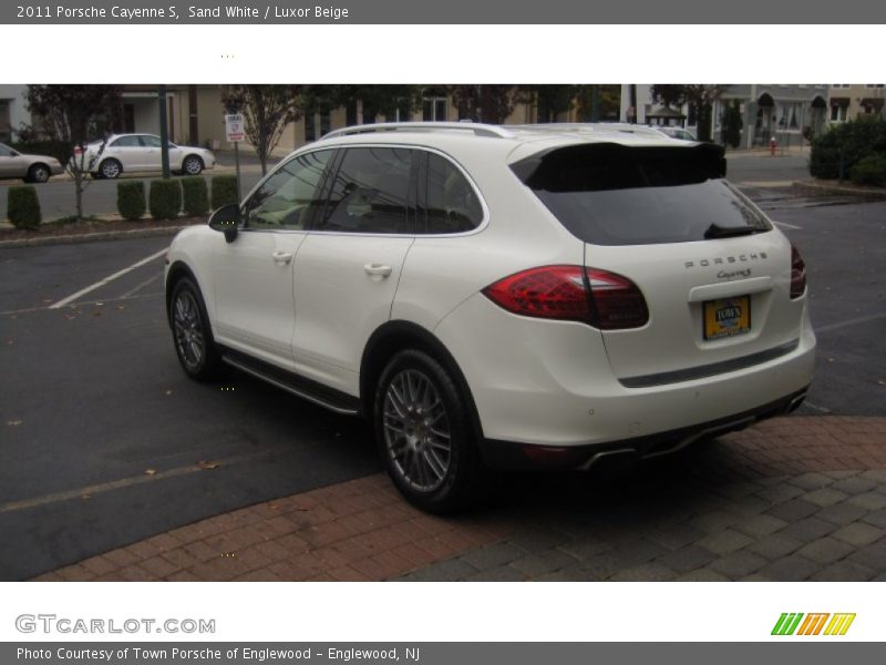 Sand White / Luxor Beige 2011 Porsche Cayenne S