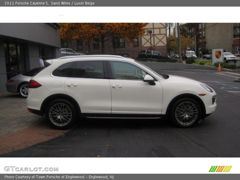 Sand White / Luxor Beige 2011 Porsche Cayenne S