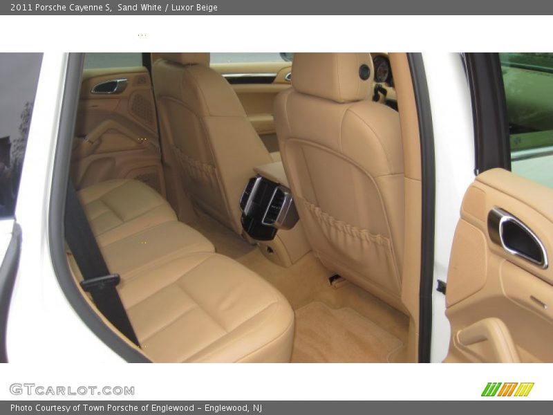 Sand White / Luxor Beige 2011 Porsche Cayenne S