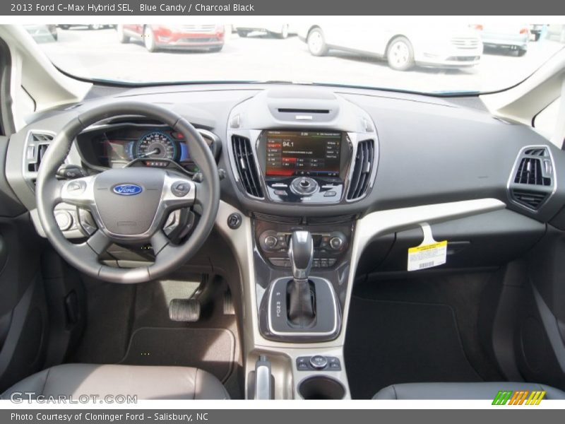 Dashboard of 2013 C-Max Hybrid SEL