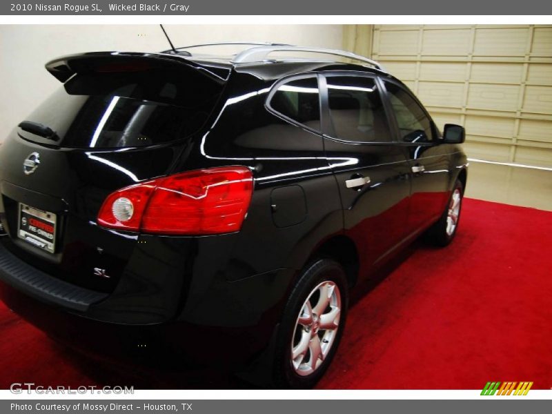 Wicked Black / Gray 2010 Nissan Rogue SL