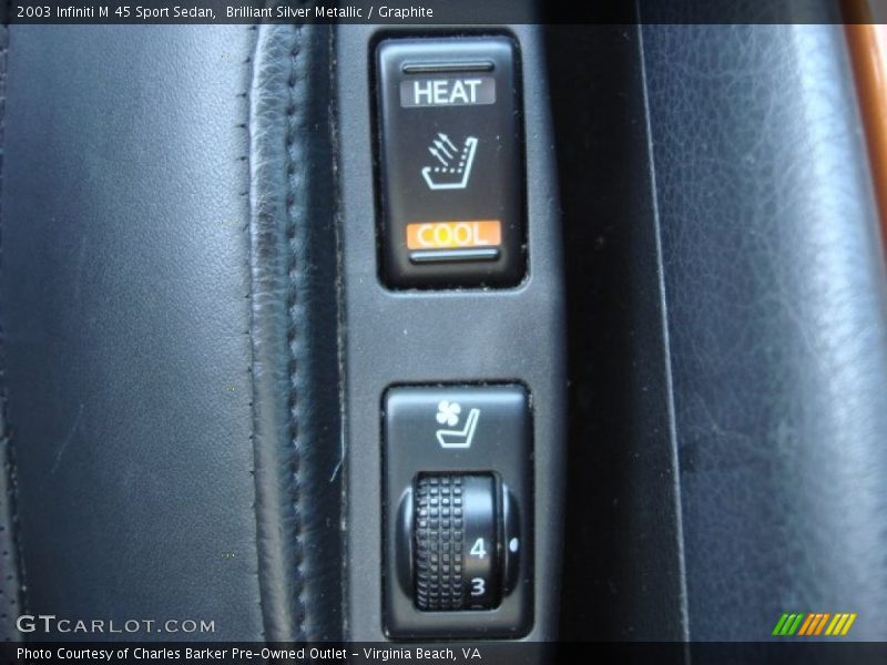 Brilliant Silver Metallic / Graphite 2003 Infiniti M 45 Sport Sedan