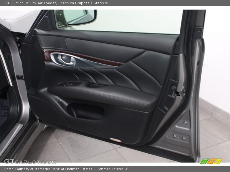 Door Panel of 2012 M 37x AWD Sedan