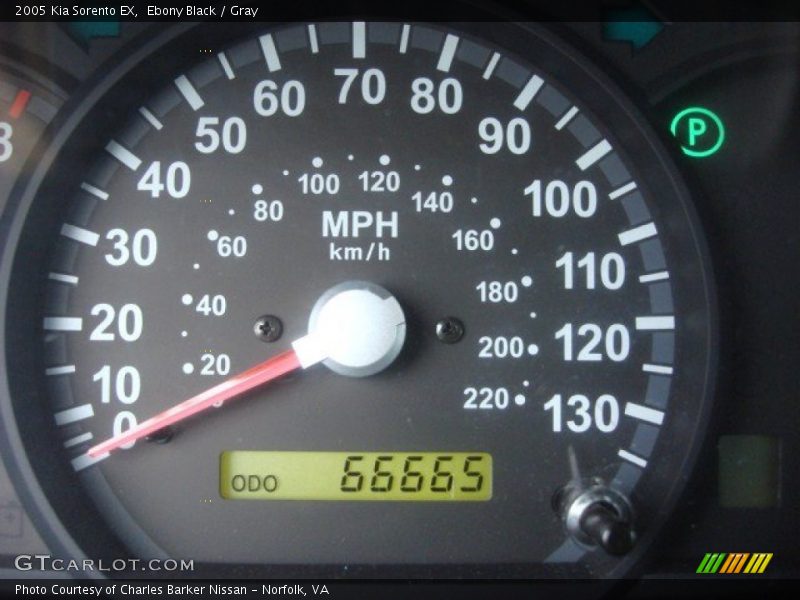 Ebony Black / Gray 2005 Kia Sorento EX