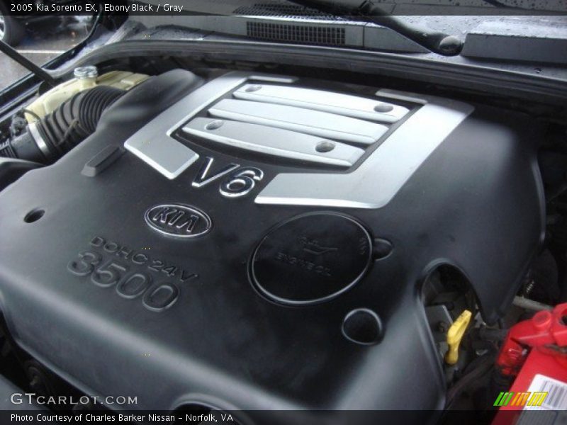 Ebony Black / Gray 2005 Kia Sorento EX