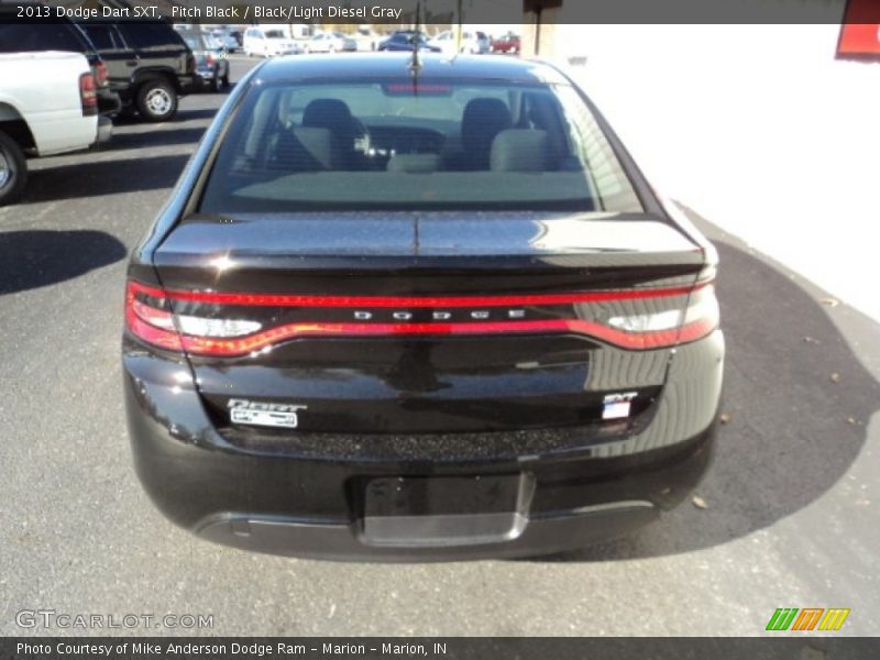 Pitch Black / Black/Light Diesel Gray 2013 Dodge Dart SXT