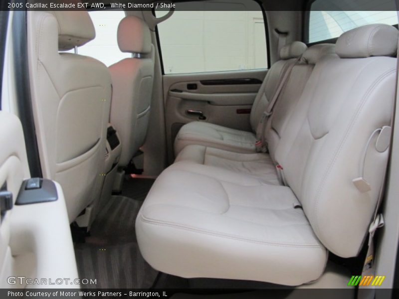 White Diamond / Shale 2005 Cadillac Escalade EXT AWD