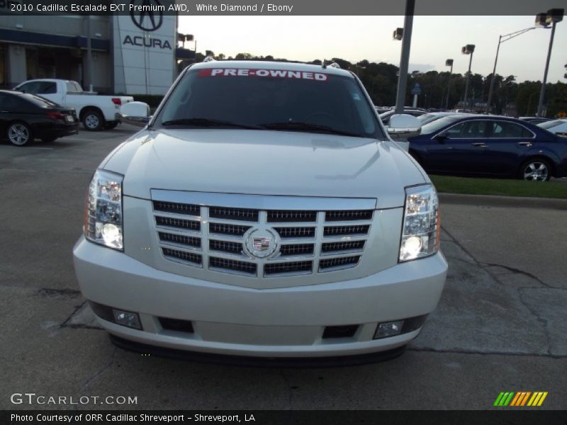 White Diamond / Ebony 2010 Cadillac Escalade EXT Premium AWD