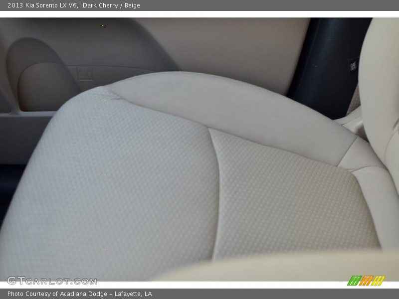 Dark Cherry / Beige 2013 Kia Sorento LX V6