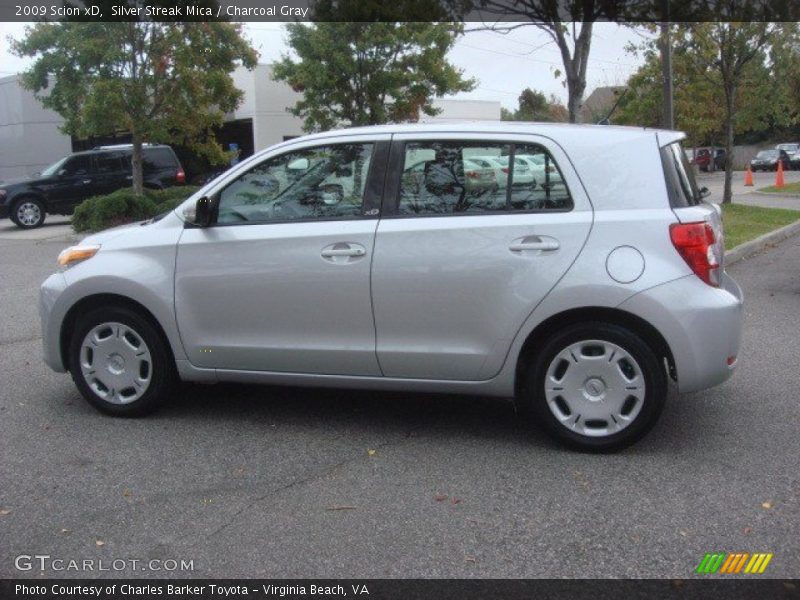 Silver Streak Mica / Charcoal Gray 2009 Scion xD