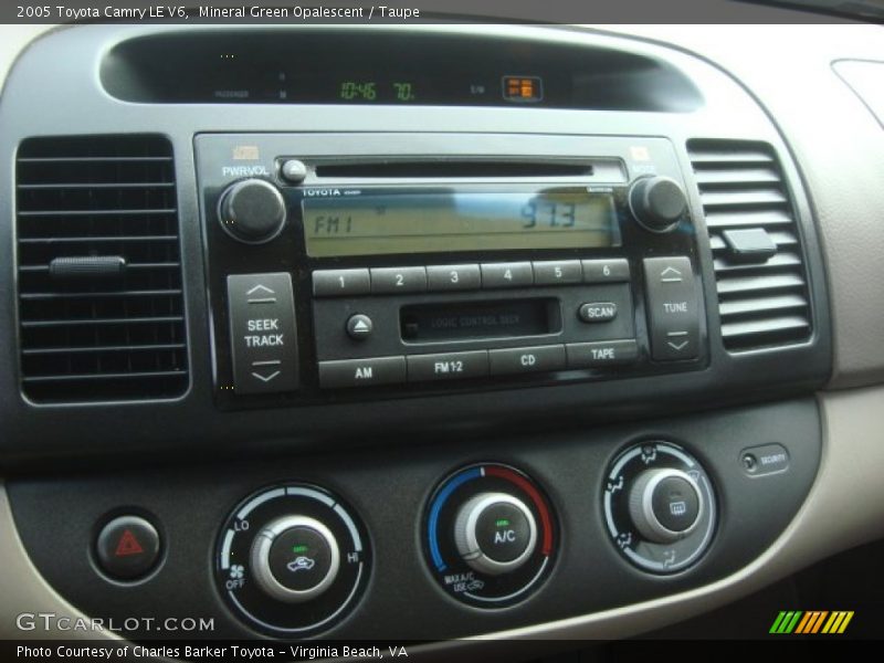 Controls of 2005 Camry LE V6