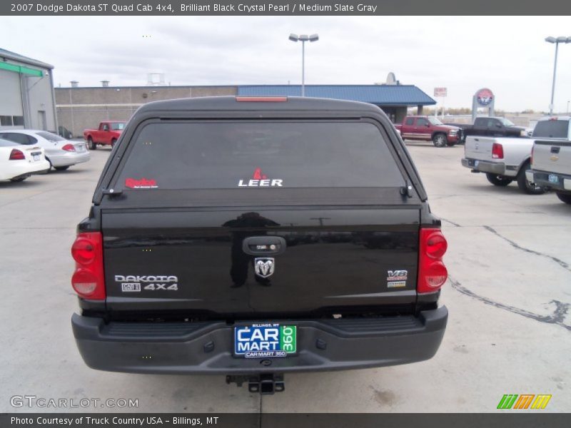 Brilliant Black Crystal Pearl / Medium Slate Gray 2007 Dodge Dakota ST Quad Cab 4x4