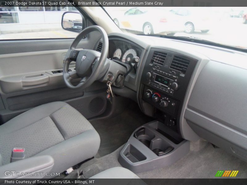 Dashboard of 2007 Dakota ST Quad Cab 4x4