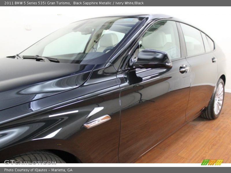 Black Sapphire Metallic / Ivory White/Black 2011 BMW 5 Series 535i Gran Turismo