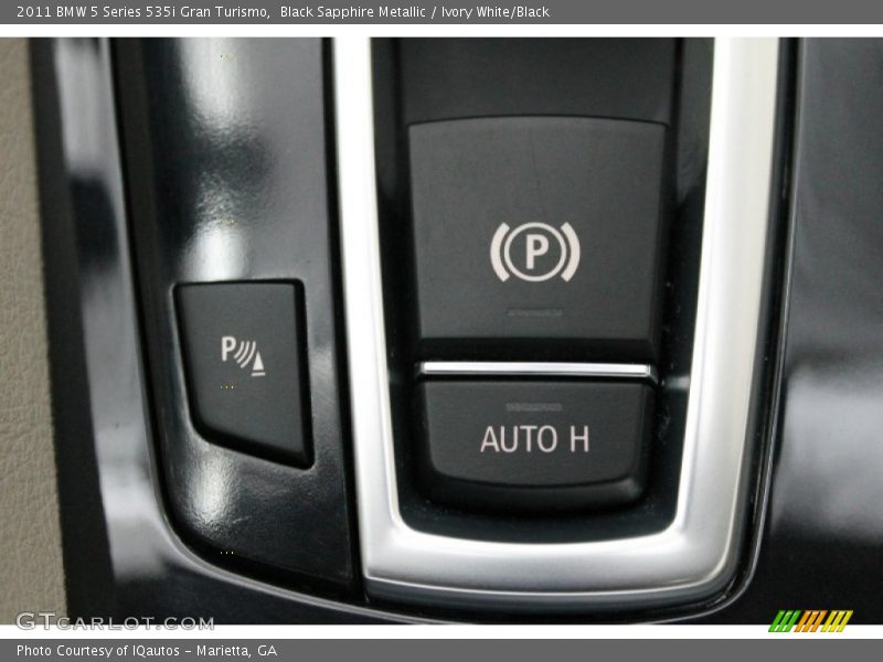 Black Sapphire Metallic / Ivory White/Black 2011 BMW 5 Series 535i Gran Turismo