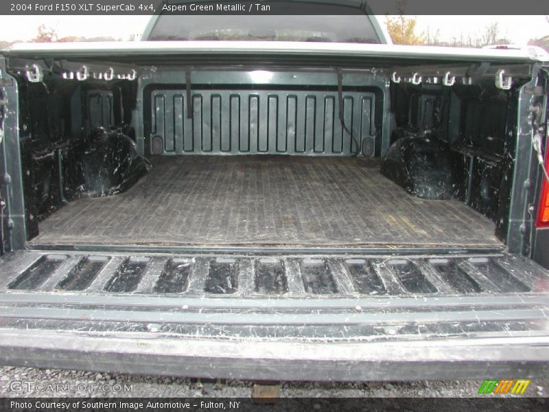 Aspen Green Metallic / Tan 2004 Ford F150 XLT SuperCab 4x4