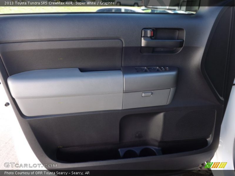 Super White / Graphite 2013 Toyota Tundra SR5 CrewMax 4x4