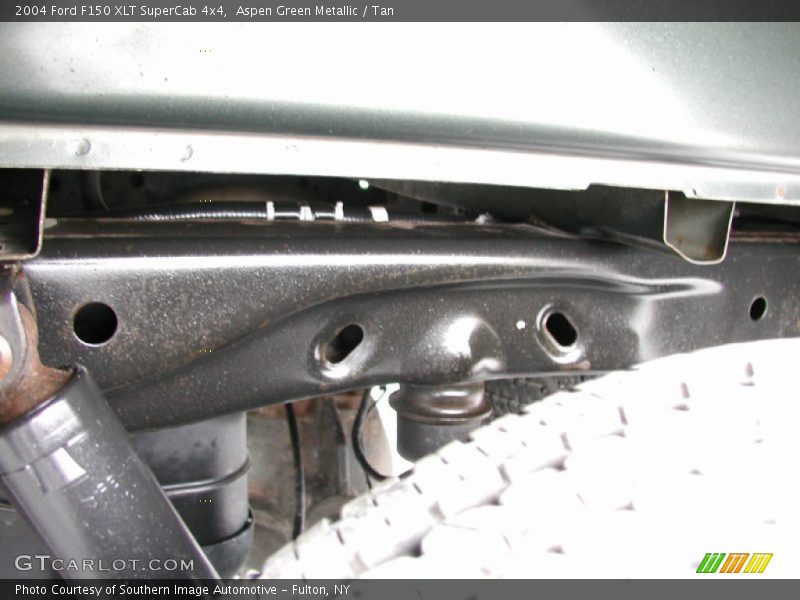 Aspen Green Metallic / Tan 2004 Ford F150 XLT SuperCab 4x4