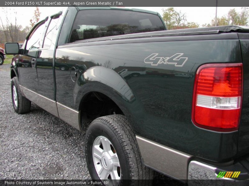 Aspen Green Metallic / Tan 2004 Ford F150 XLT SuperCab 4x4