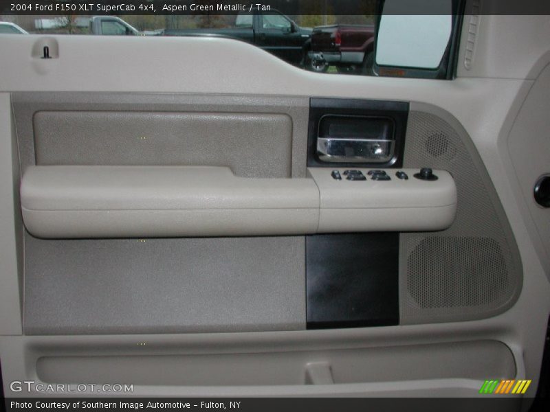 Aspen Green Metallic / Tan 2004 Ford F150 XLT SuperCab 4x4