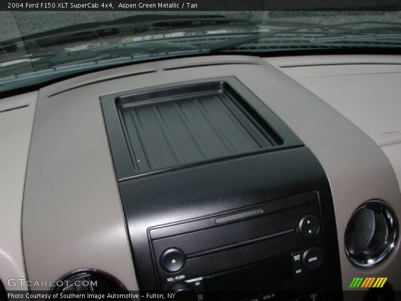 Aspen Green Metallic / Tan 2004 Ford F150 XLT SuperCab 4x4