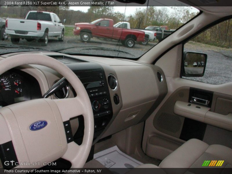 Aspen Green Metallic / Tan 2004 Ford F150 XLT SuperCab 4x4