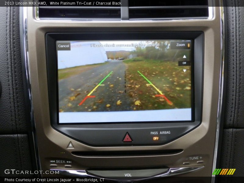 White Platinum Tri-Coat / Charcoal Black 2013 Lincoln MKX AWD