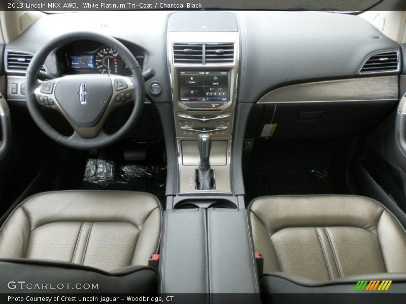 White Platinum Tri-Coat / Charcoal Black 2013 Lincoln MKX AWD