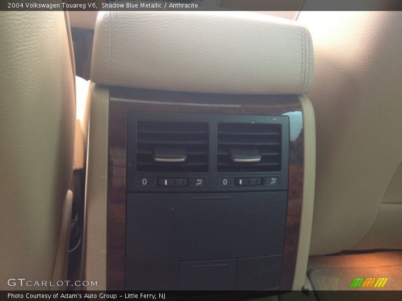 Shadow Blue Metallic / Anthracite 2004 Volkswagen Touareg V6