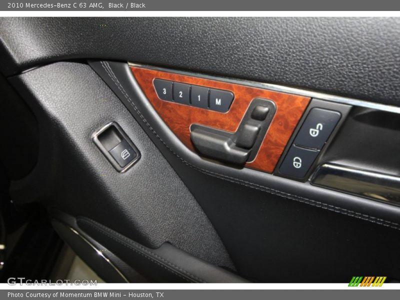 Controls of 2010 C 63 AMG
