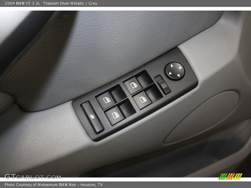 Titanium Silver Metallic / Grey 2004 BMW X5 3.0i